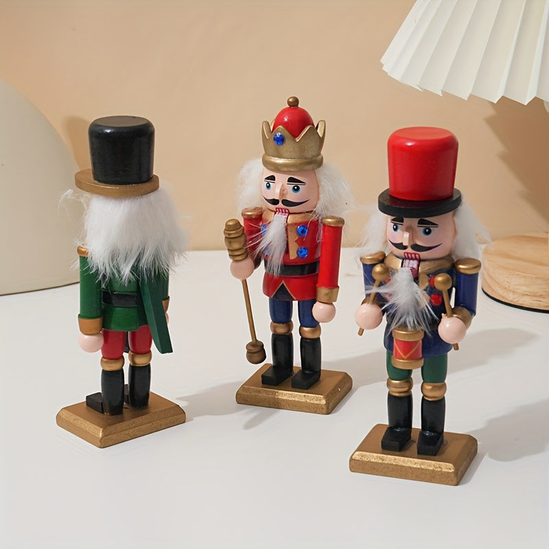 L&B® 15cm Wooden Nutcracker Set