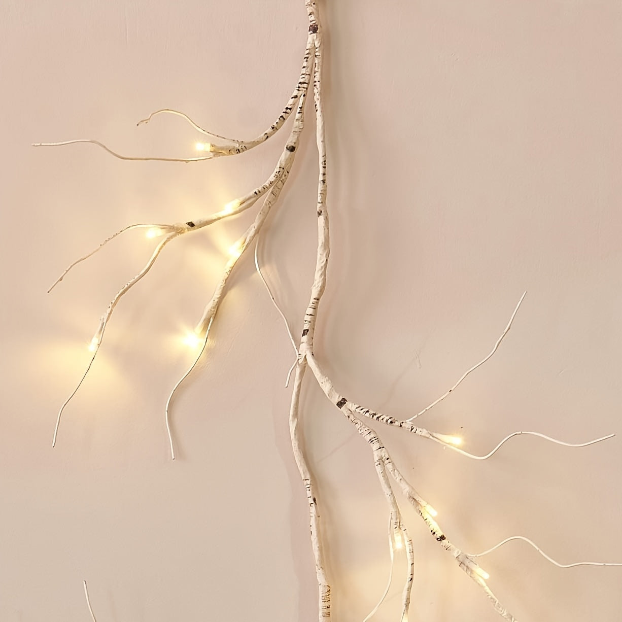 L&B® Warm-Glow Birch Garland